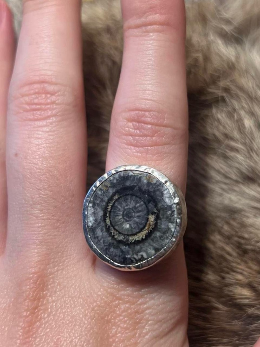 Sterling silver solar agate ring